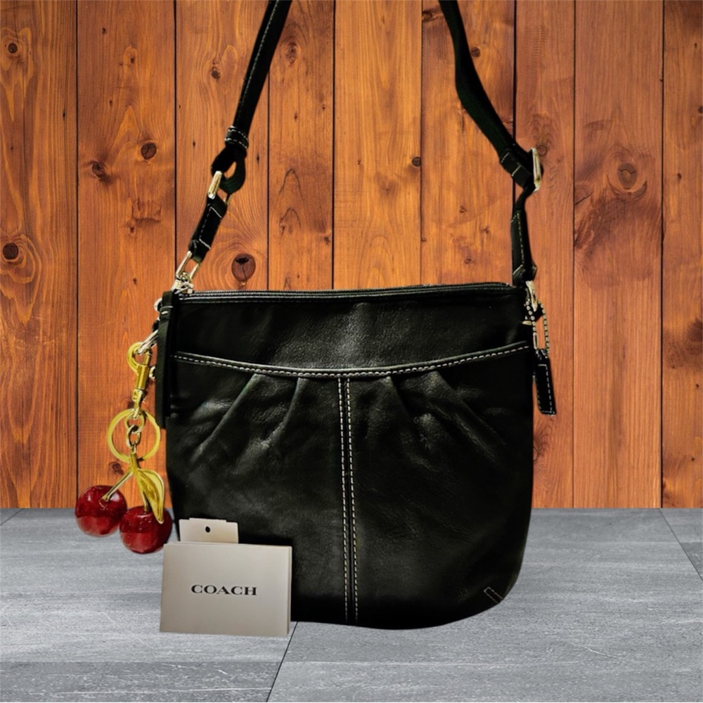 Vintage Y2K Coach Black Leather Women's Bag Crossbody purse - Picture 4 of 17
